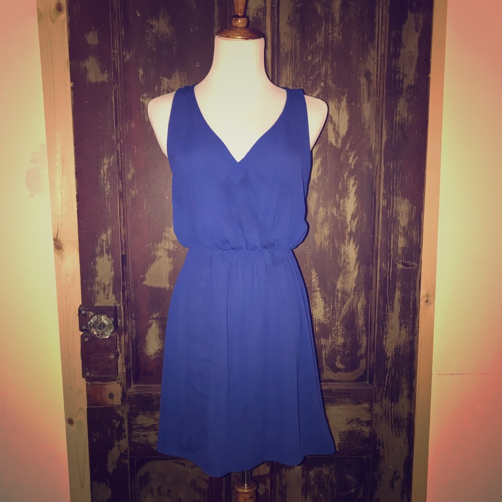 Sparkle and Fade sleeveless surplice dress